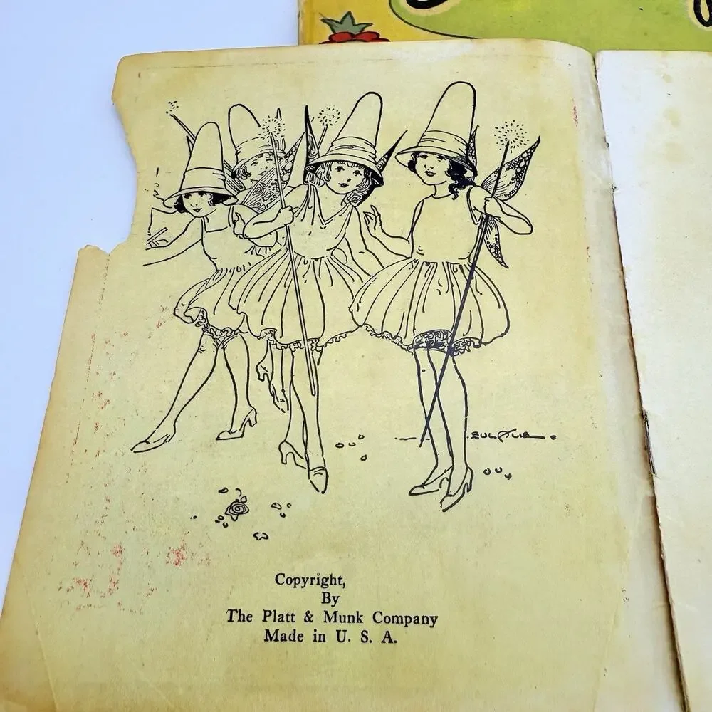 Vintage Three Little Pigs, Snooty, Sleeping Beauty Set